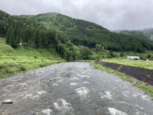投稿についてもっと詳しく 令和７年度あゆ遊漁証を各取扱所へ発送