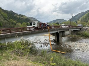 投稿についてもっと詳しく ５月７日から５月１７日稚鮎１５００㎏放流