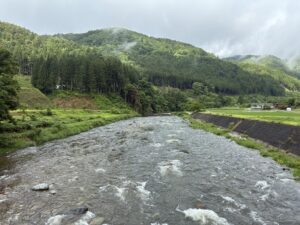 投稿についてもっと詳しく 恵みの雨　増水しました。